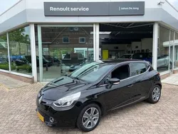 Zwart Gebruikt 2015 Renault Clio IV Expression Hatchback | € 7.950 (Eerlijke prijs)