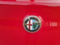 Rood Gebruikt 2009 Alfa Romeo MiTo Distinctive Hatchback | € 2.950 (Eerlijke prijs)