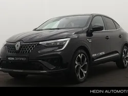 Zwart, metallic lak Gebruikt 2024 Renault Arkana Techno SUV | € 32.950 (Iets duurder)