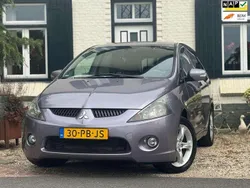 Rood, metallic lak Gebruikt 2004 Mitsubishi Grandis Intense MPV | € 2.350 (Iets duurder)