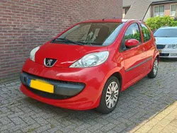 Rood Gebruikt 2007 Peugeot 107 Hatchback | € 1.500 (Goede deal)