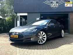 Grijs Gebruikt 2015 Tesla Model S Sedan | € 14.440 (Eerlijke prijs)