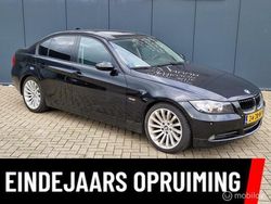 Zwart Gebruikt 2007 BMW 320 Sedan | € 3.999 (Eerlijke prijs)