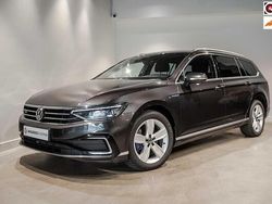 Grijs Gebruikt 2020 VW Passat Business Stationwagen | € 20.495 (Super prijs)