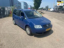 Blauw Gebruikt 2005 VW Touran MPV | € 1.999 (Eerlijke prijs)