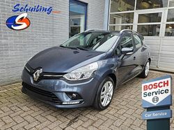 Grijs Gebruikt 2020 Renault Clio GrandTour Zen Stationwagen | € 11.850 (Iets duurder)