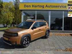 Bruin Nieuw 2025 Fiat Grande Panda La Prima SUV | € 28.950 (Eerlijke prijs)