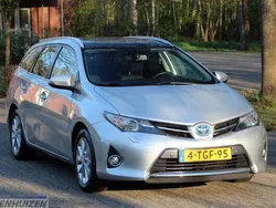 Grijs Gebruikt 2014 Toyota Auris Touring Sports Stationwagen | € 7.999 (Eerlijke prijs)