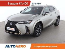 Grijs Gebruikt 2022 Lexus UX 250h Sport Line SUV | € 31.449 (Super prijs)