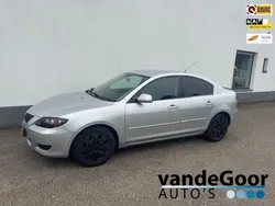 Grijs, metallic lak Gebruikt 2006 Mazda 3 Sports-Line Sedan | € 2.250 (Goede deal)