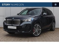 Groen Gebruikt 2025 BMW iX1 Executive SUV | € 64.092 (Iets duurder)
