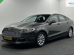 Grijs Gebruikt 2017 Ford Mondeo Trend Hatchback | € 12.000 (Eerlijke prijs)