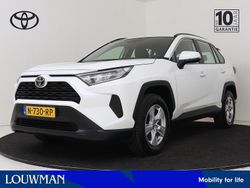 Wit Gebruikt 2021 Toyota RAV4 Comfort SUV | € 28.950 (Eerlijke prijs)