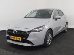 Grijs Gebruikt 2024 Mazda 2 Exclusive-Line Hatchback | € 21.940 (Eerlijke prijs)