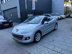 Grijs, metallic lak Gebruikt 2010 Peugeot 207 CC Sport Cabriolet | € 2.999 (Super prijs)