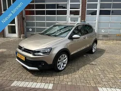 Beige Gebruikt 2015 VW Polo Cross Hatchback | € 15.749 (Duur)