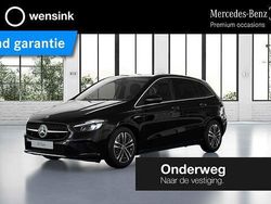 Zwart Gebruikt 2025 Mercedes B250 Business MPV | € 41.850 (Eerlijke prijs)