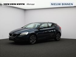 Blauw Gebruikt 2016 Volvo V40 Stationwagen | € 13.950 (Duur)