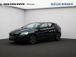Blauw Gebruikt 2016 Volvo V40 Stationwagen | € 14.950 (Duur)