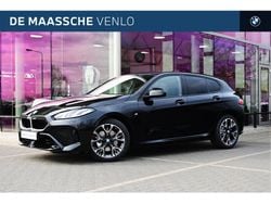 Saphirschwarz Gebruikt 2025 BMW 120 M Sport Hatchback | € 39.950 (Super prijs)