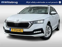Wit Gebruikt 2023 Skoda Octavia Ambition Stationwagen | € 23.950 (Eerlijke prijs)