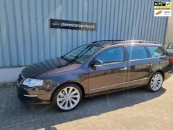 Bruin Gebruikt 2007 VW Passat Sportline Stationwagen | € 3.950 (Iets duurder)