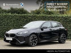 Zwart Gebruikt 2024 BMW 120 Comfort Edition Hatchback | € 33.895