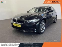Zwart Gebruikt 2022 BMW 330e Sport Line Stationwagen | € 31.790 (Eerlijke prijs)