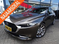 Bruin Gebruikt 2019 Mazda 3 Comfort Sedan | € 19.945 (Goede deal)