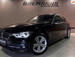 Zwart (metallic) Gebruikt 2017 BMW 330e Sedan | € 18.650 (Goede deal)