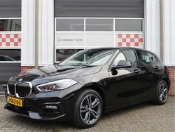 Zwart Gebruikt 2020 BMW 118 Executive Hatchback | € 24.995 (Eerlijke prijs)