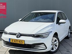 Wit Gebruikt 2023 VW Golf VIII Life Hatchback | € 22.899 (Goede deal)