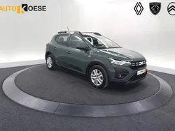 Hatchback Gebruikt 2024 Dacia Sandero Expression Hatchback | € 19.900 (Eerlijke prijs)