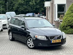 Zwart Gebruikt 2010 Volvo V70 Momentum Stationwagen | € 2.999 (Eerlijke prijs)