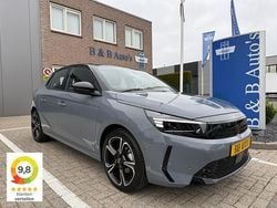 Grijs Gebruikt 2024 Opel Corsa Ultimate Hatchback | € 19.850 (Eerlijke prijs)