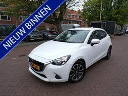 Wit, metallic lak Gebruikt 2018 Mazda 2 Dynamic Hatchback | € 10.944 (Eerlijke prijs)
