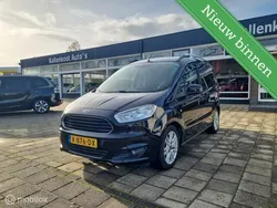 Zwart Gebruikt 2015 Ford Tourneo Courier Titanium MPV | € 9.950 (Eerlijke prijs)