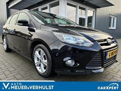 Zwart Gebruikt 2012 Ford Focus Titanium Stationwagen | € 5.500 (Iets duurder)