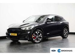 Grijs Gebruikt 2022 Ford Mustang Mach-E SUV | € 33.900 (Eerlijke prijs)