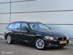 Zwart Gebruikt 2013 BMW 318 Stationwagen | € 5.450