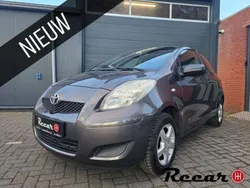 Grijs Gebruikt 2009 Toyota Yaris Hatchback | € 2.595 (Eerlijke prijs)