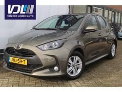 Bruin Gebruikt 2023 Toyota Yaris Hatchback | € 18.900 (Super prijs)