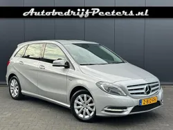 Grijs Gebruikt 2012 Mercedes B200 MPV | € 13.950 (Eerlijke prijs)