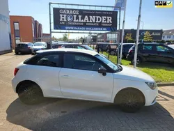 Wit Gebruikt 2013 Audi A1 Attraction Hatchback | € 9.350 (Eerlijke prijs)