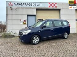 Blauw Gebruikt 2017 Dacia Lodgy MPV | € 9.999 (Eerlijke prijs)