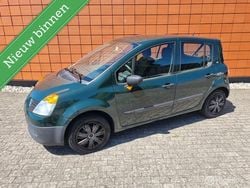 Groen Gebruikt 2005 Renault Modus Komfort MPV | € 1.450 (Eerlijke prijs)