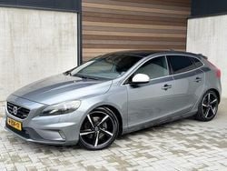 Grijs Gebruikt 2014 Volvo V40 R-Design Stationwagen | € 9.995 (Duur)