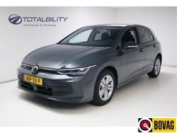 Grijs Gebruikt 2025 VW Golf VIII Comfortline Hatchback | € 29.750 (Goede deal)