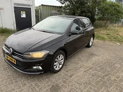 Zwart Gebruikt 2018 VW Polo Highline Hatchback | € 8.699 (Eerlijke prijs)