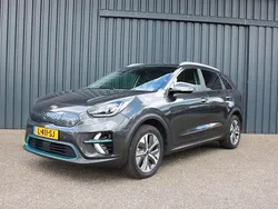 Grijs Gebruikt 2021 Kia e-Niro 2 SUV | € 23.740 (Eerlijke prijs)